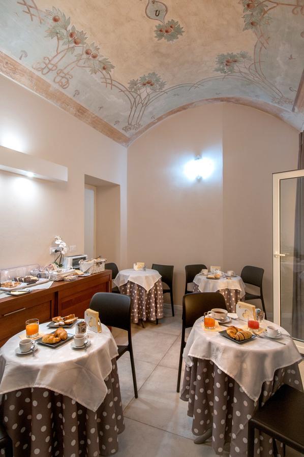 Angioy 18 Bed & Breakfast Sassari Ngoại thất bức ảnh